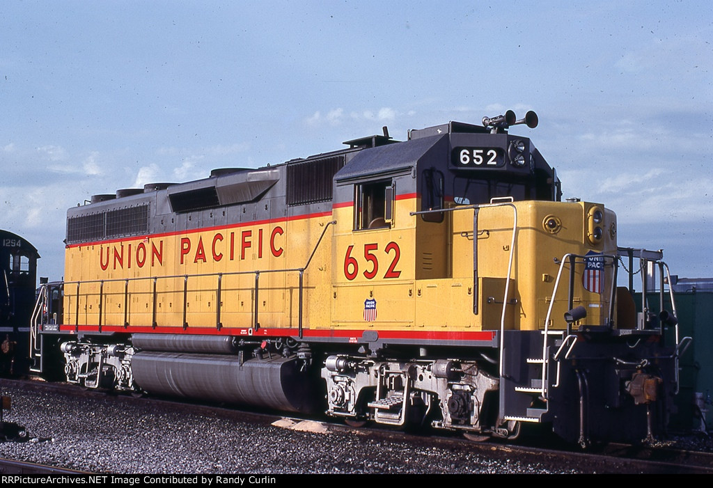 UP 652 (ex WP 3502) at Houston